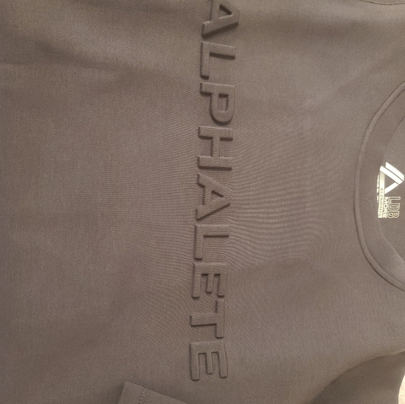 Alphalete tracksuit - Picture 3 of 10
